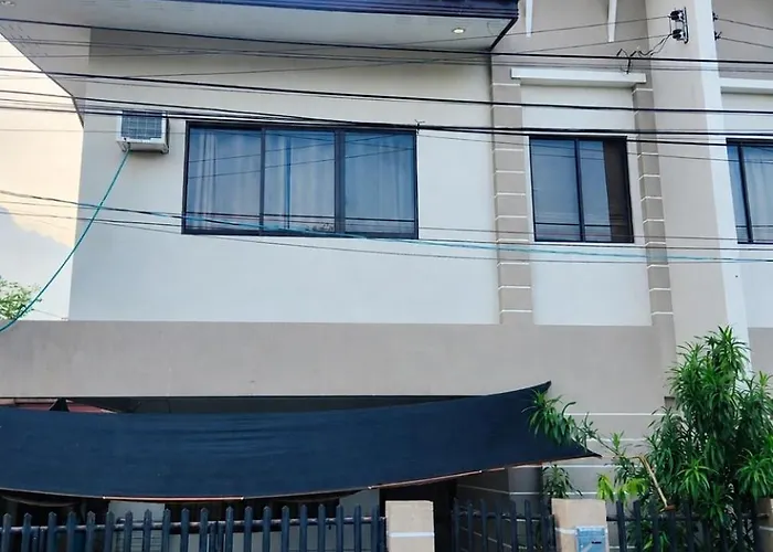 Mactan Plain House 3br Newtown Near Lg Garden *